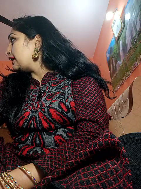 bhabhi ne vc mein gol boob dikhayi