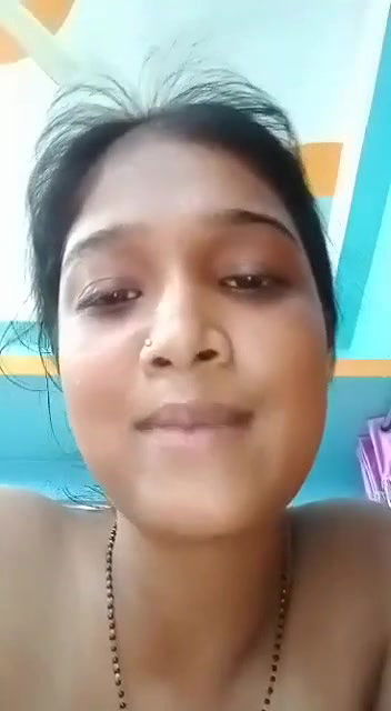 gf making nude video