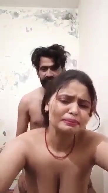 Beautiful Sexy Married Bhabi Standing Fucking With Moaning Part 2