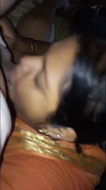 Horny mature Bhabhi blowjob video