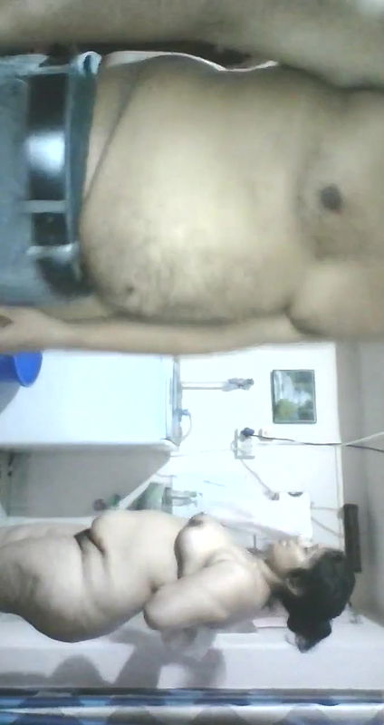 Big ass Indian wife nude MMS