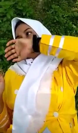 Muslim girl outdoor sex MMS video scandal