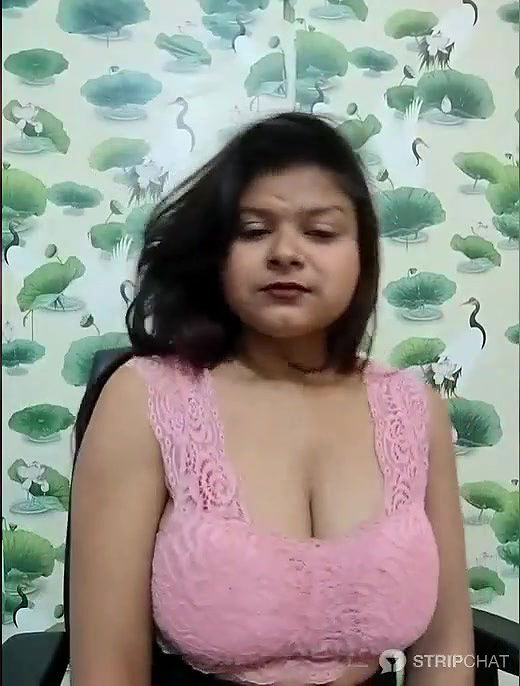 Stripchat Attractive Queen