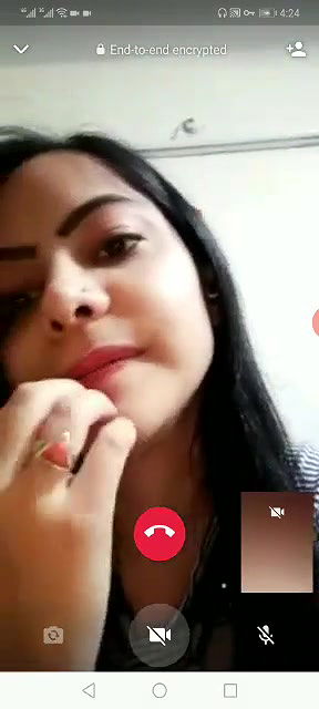 Hot bhabhi showing her Boobs on video call with her boyfriend