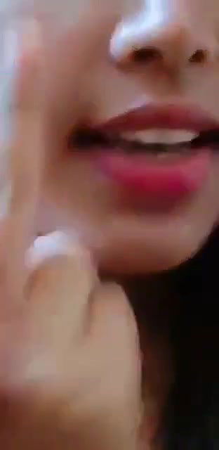 Cute desi girlfriend nude selfie showing her sexy nude body P1