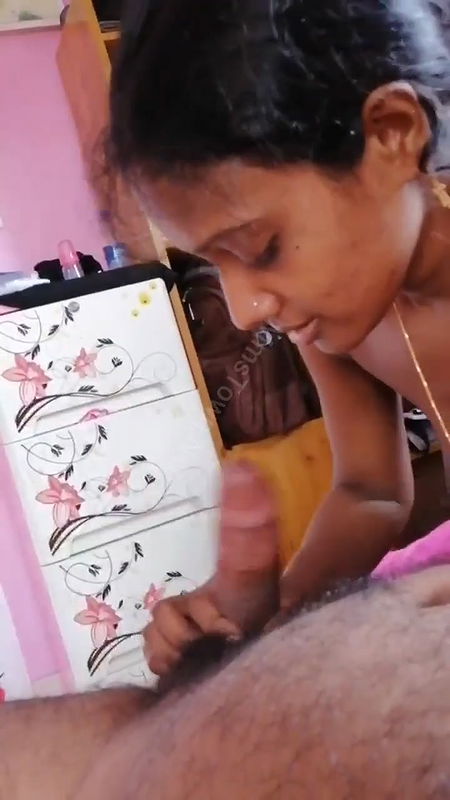 Bhabhi Giving Blowjob Riding Moaning 1