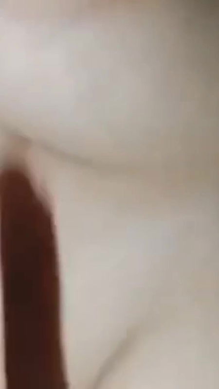 Beautiful Girl Showing Clit