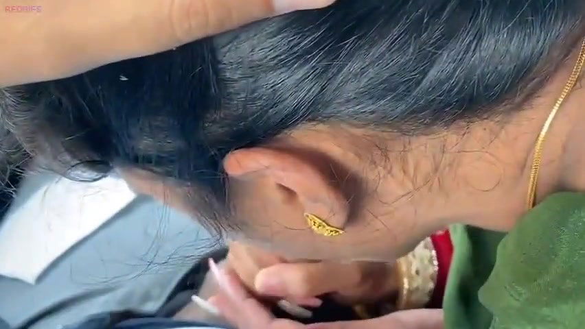 Bhabhi Giving Blowjob Inside Car