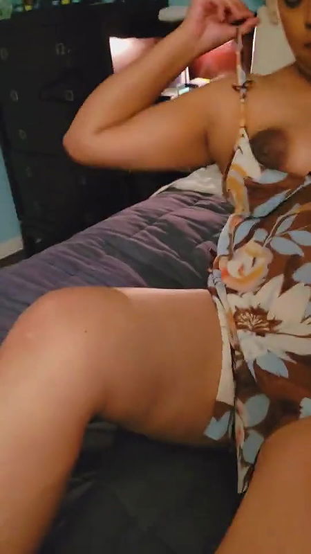 Mom is extreemly Horny 2