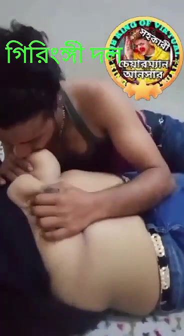 Tanker Horny Wife Boobs Sucked By Lover