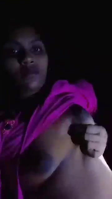 dusky slim girl pussy fingering