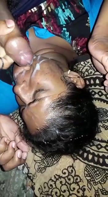 Indian widow cum facial MMS video