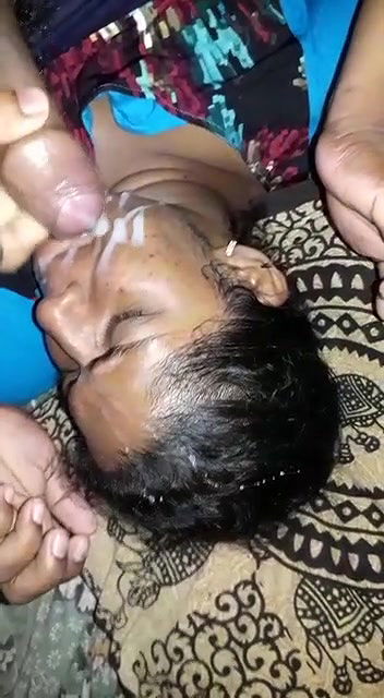 Indian widow cum facial MMS video