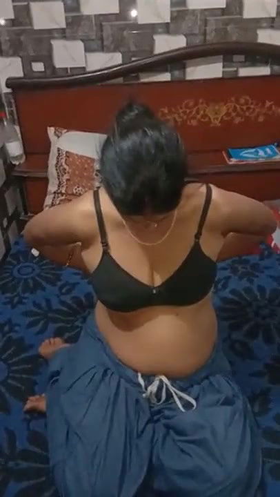Indian mature Bhabhi MMS video