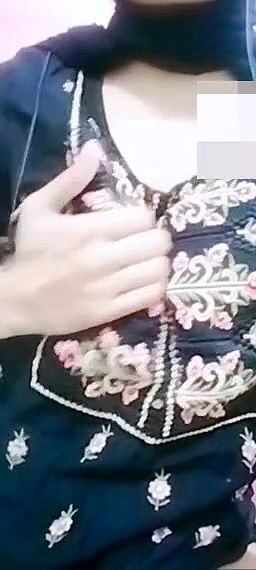 Aaliyah Indian Horny Girl Showing Pussy Fingering 1