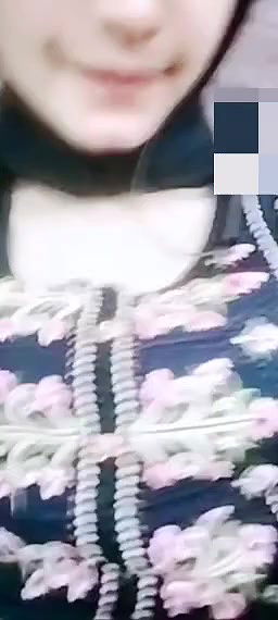 Aaliyah Indian Horny Girl Showing Pussy Fingering 1