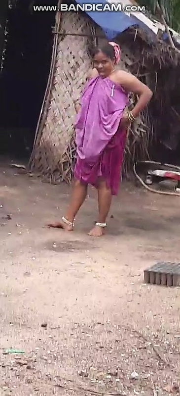 Aunty Bathing Secretly Captured 2