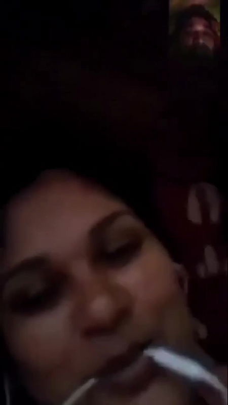 Cheater Bhabhi Showing On Video Call