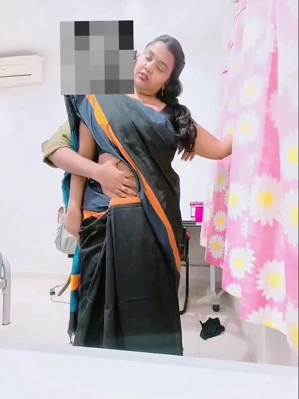 Famous Tamil Wife Kruthika Sucking Dick Stand Fucking