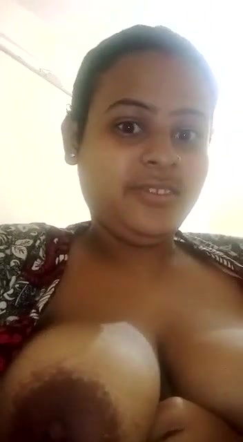 bahbhi showing her assets