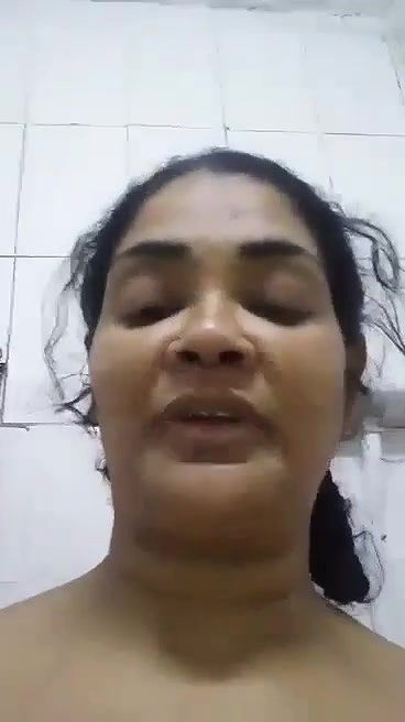 hijabi bhbahi cht mein baigan ghusayi