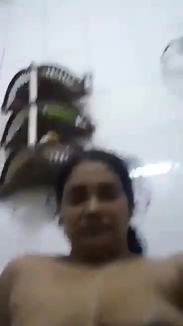 hijabi bhbahi cht mein baigan ghusayi