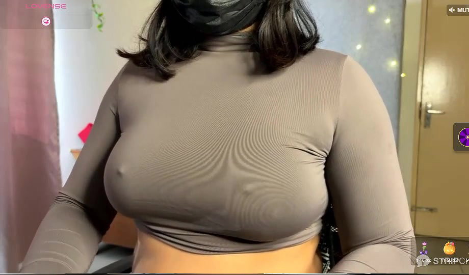 Stripchat ohh mona