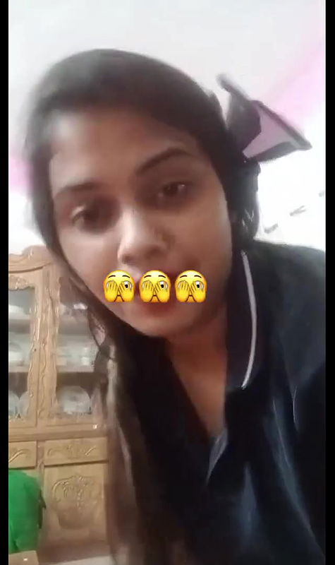 dancing and nude pussy rubbing