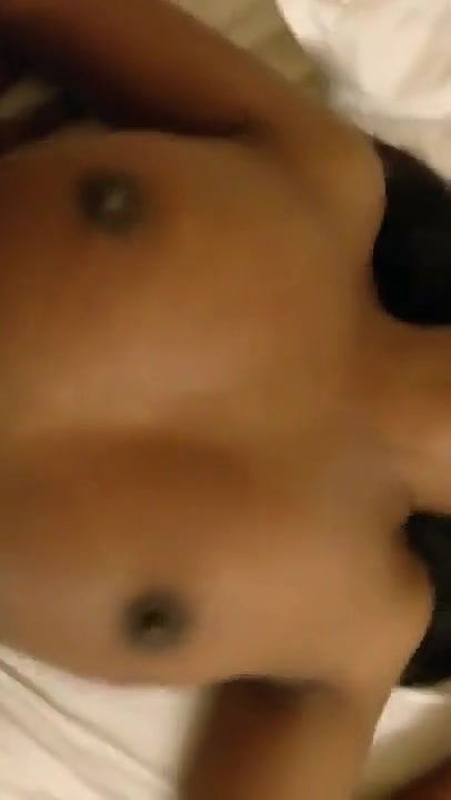 tamil bhabhi fucking in hotel room