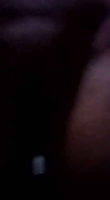 hot desi girl showing her assets