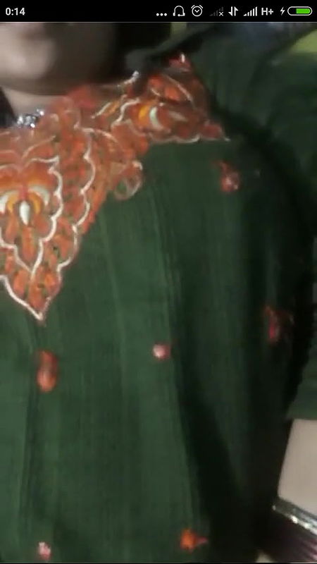 shalwar utahke ladki ne chcuhe dikhayi