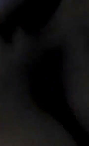 moti ladki ne choot ragdi bathroom mein