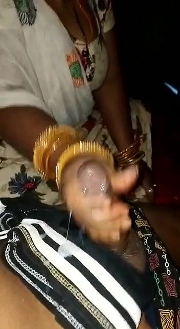 bhabhi lund chuske hilaya