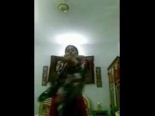 ladki ne nagi video banyi