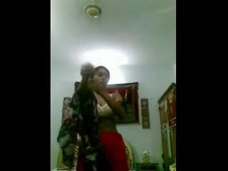 ladki ne nagi video banyi