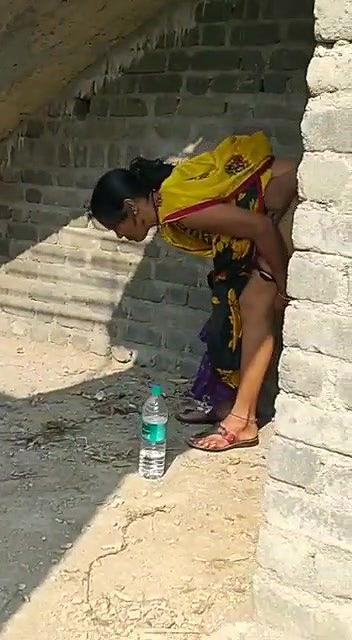 Indian Bhabhi sex in the outdoors
