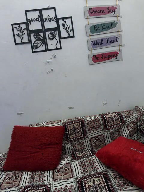 Full Nude Sexy Girl Hairy Pussy Fingering