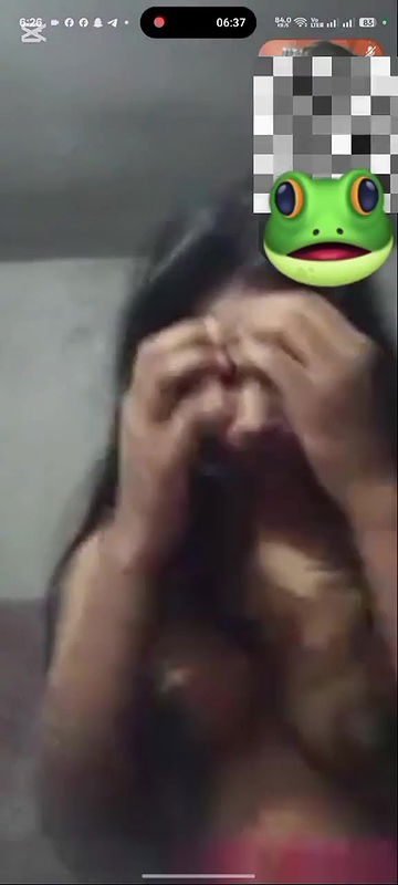 Bengali Sexy Girl Showing