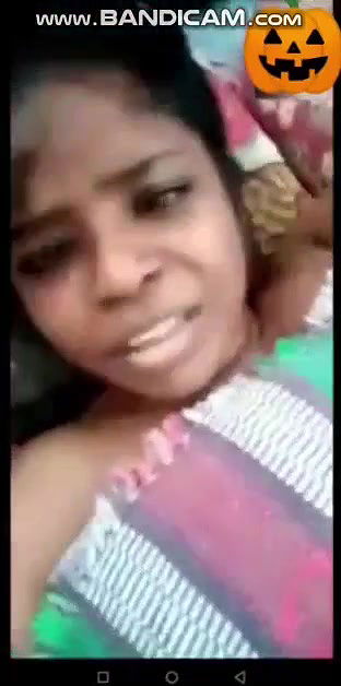 Cute Tamil Girl Showing For Boyfriend