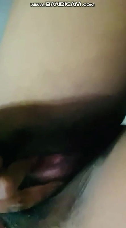 Sexy Tamil Babe Nude Show