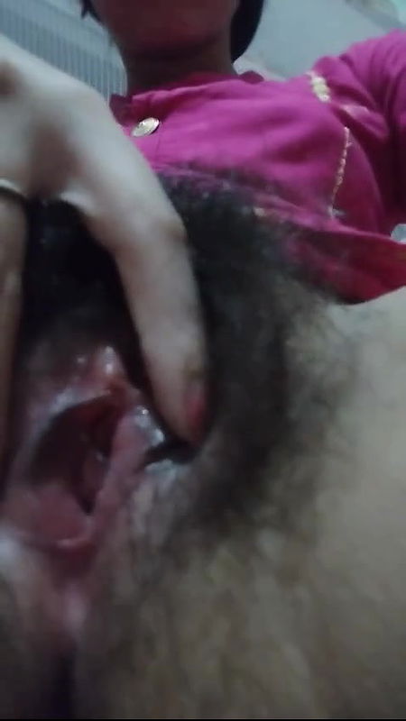 Slim Bengali Girl Nude Show 1