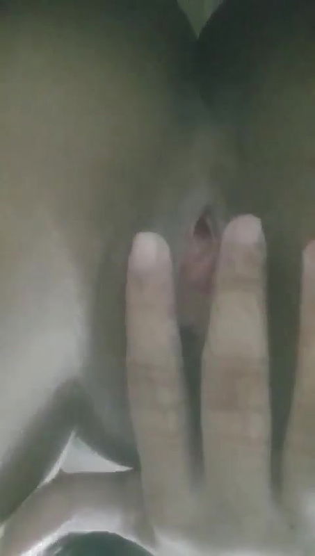 Young desi cutie striptease shows her lovely untouched nude body P5