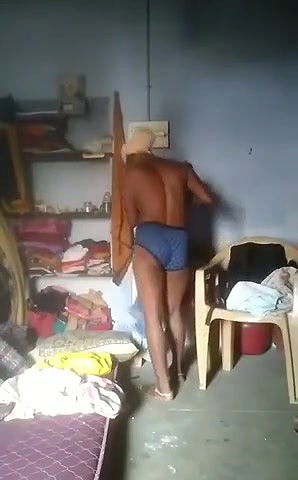 nude dress change of dehati bhabhi