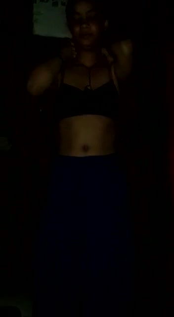 young girl nude show