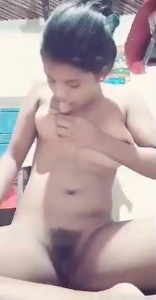 hairy pussy girl fingering pussy