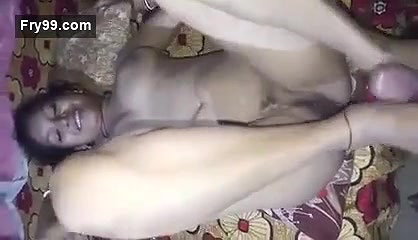 Desi sexy bhabi enjoy