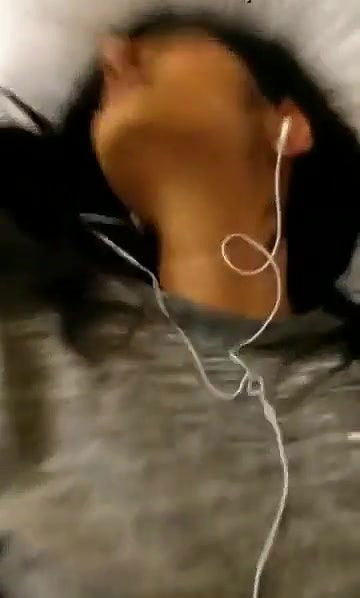 Girlfriend Ki Chut Me Ungli Karta Hua Boyfriend