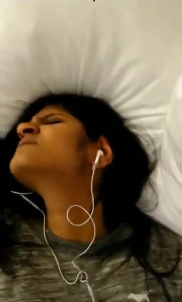 Girlfriend Ki Chut Me Ungli Karta Hua Boyfriend