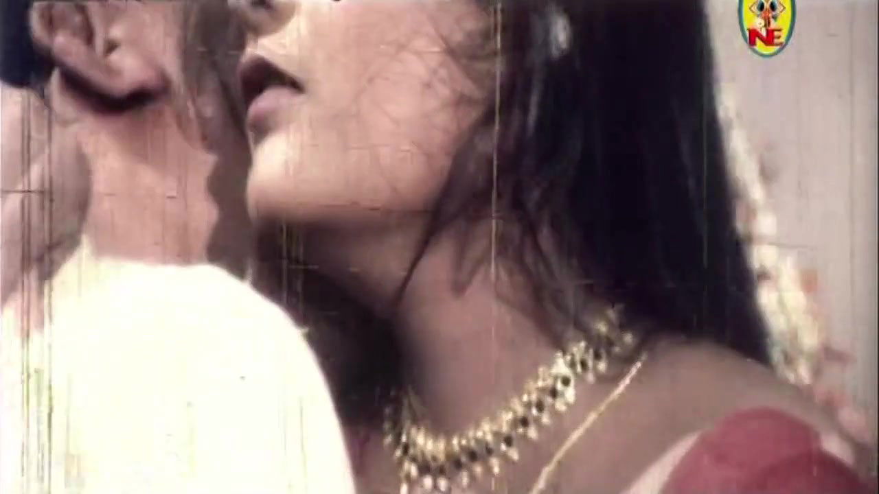 Kannada Unknown B Grade Actress Hot Clip