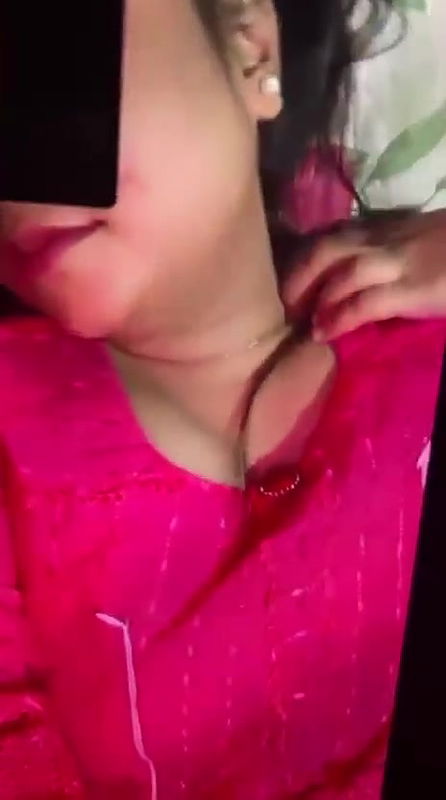 Huge round boobs bhabhi from Kolkata does nude call   FSI Blog